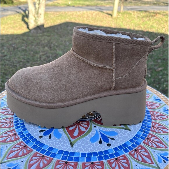 UGG Women’s Size 6 US Classic Ultra Mini New Heights Chestnut Boots NEW - Picture 1 of 10